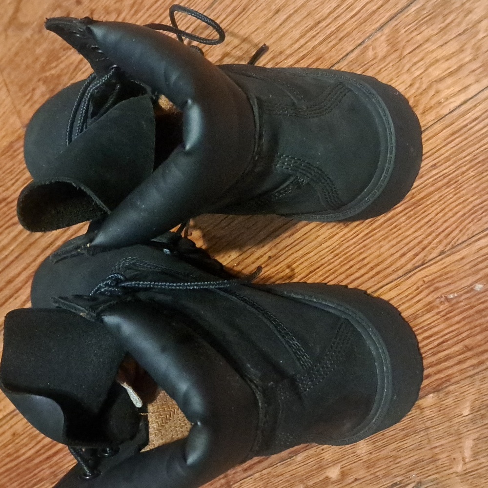 Timberlands - Picture 3 of 6